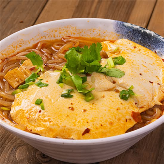 Spicy and Sour Glass Noodle Soup with Tofu Pudding G06 豆花酸辣粉